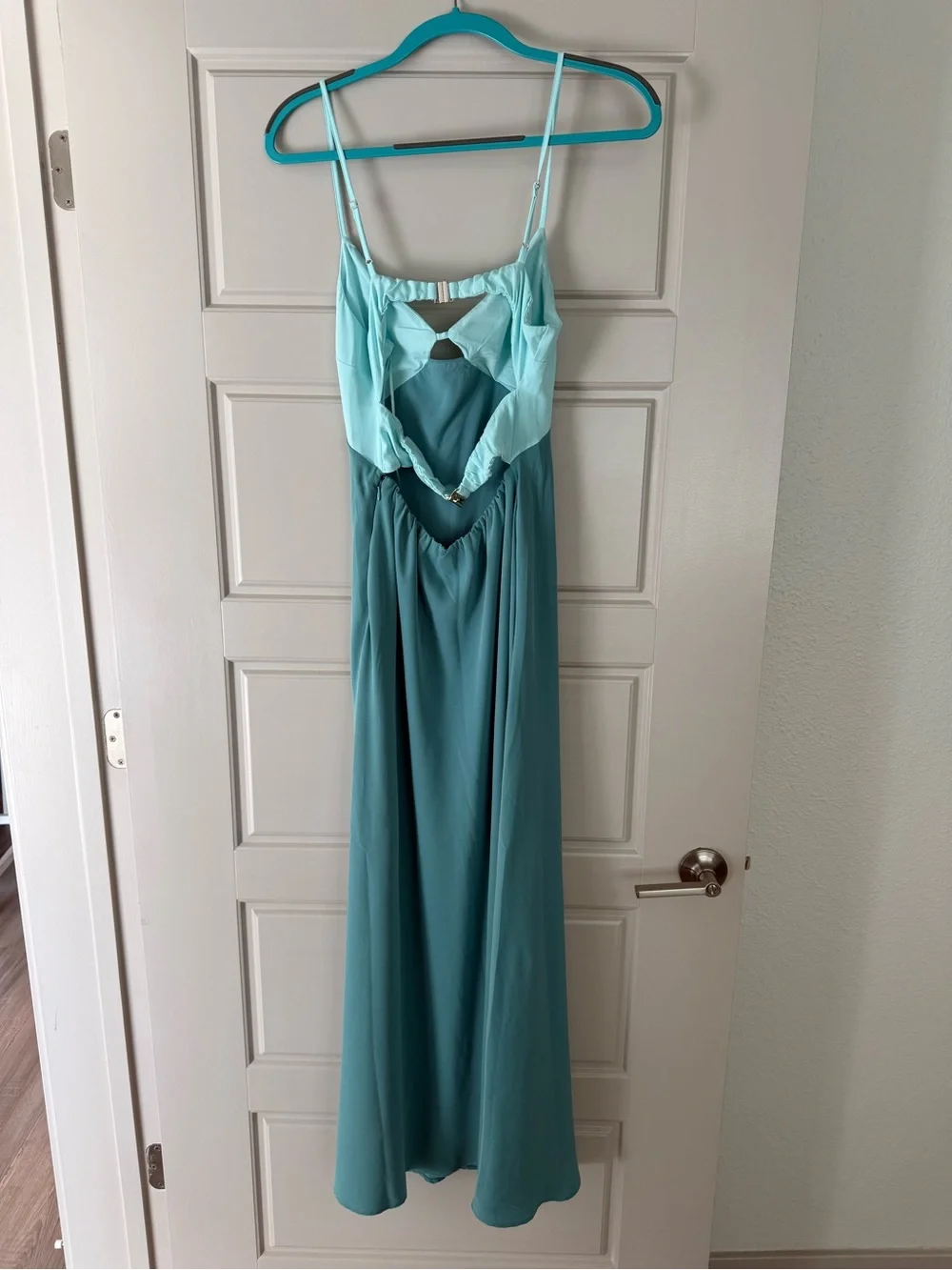 Abercrombie Women’s Two-Tone Teal Slip Dress - Never worn